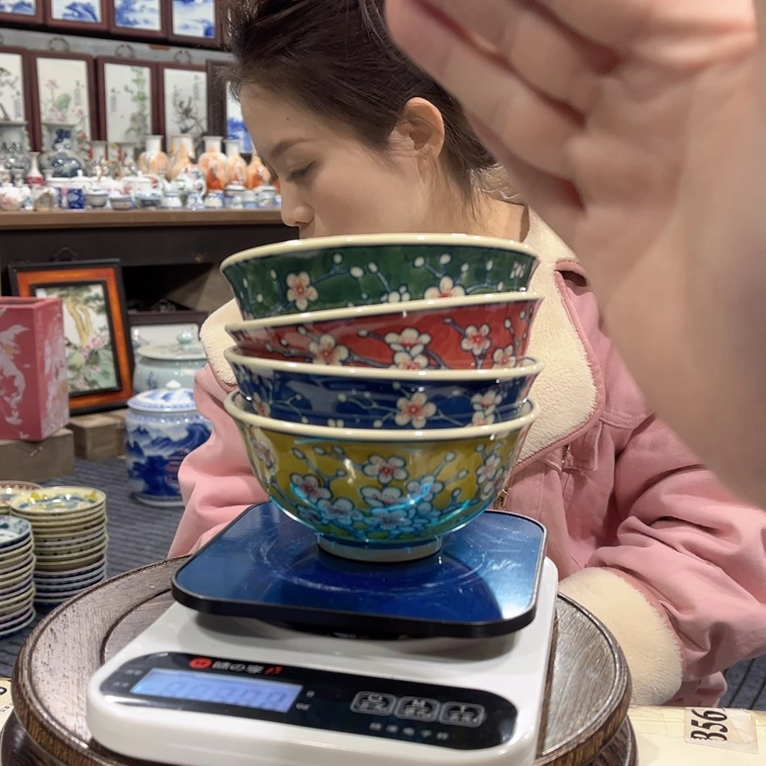 摆件陶瓷/////景德镇陶瓷瓷器。4个颜色。
