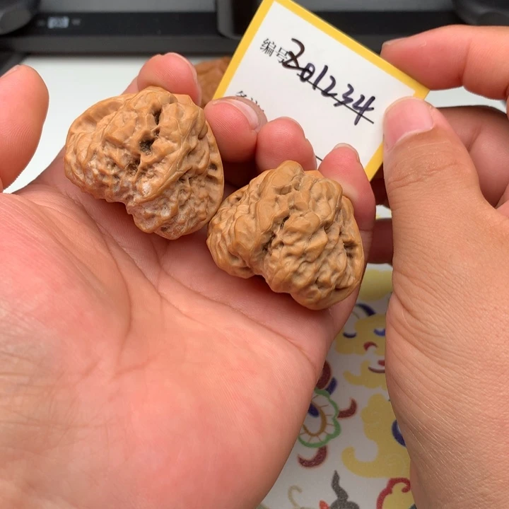 文玩核桃把件M****y蛤蟆1234