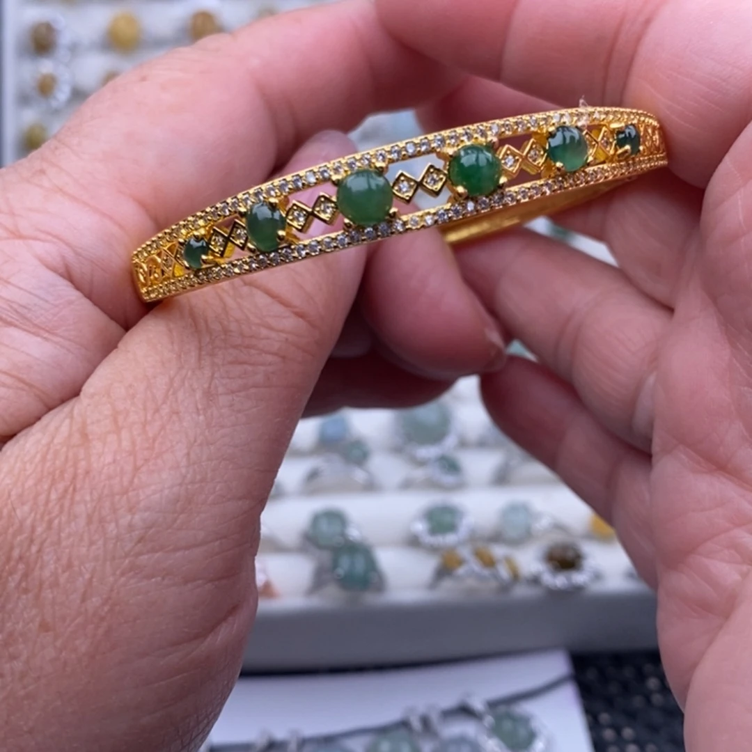 未镶嵌戒指翡翠缅甸