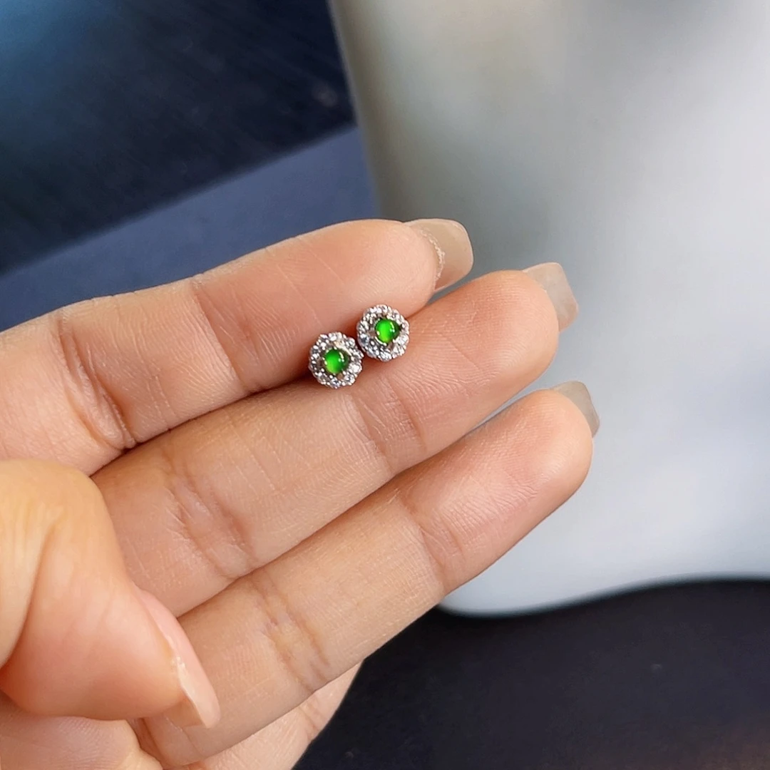 银S925镶嵌翡翠耳饰阳绿耳钉11