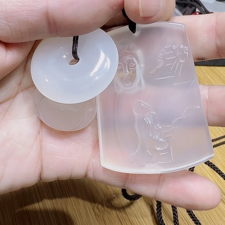 玛瑙/玉髓颈饰未镶嵌朋*