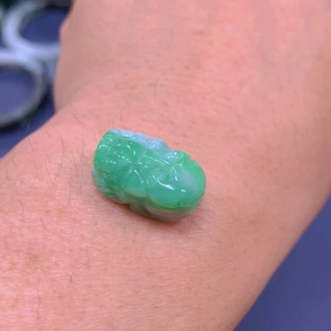 【闪购商品】翡翠颈饰未镶嵌翡翠