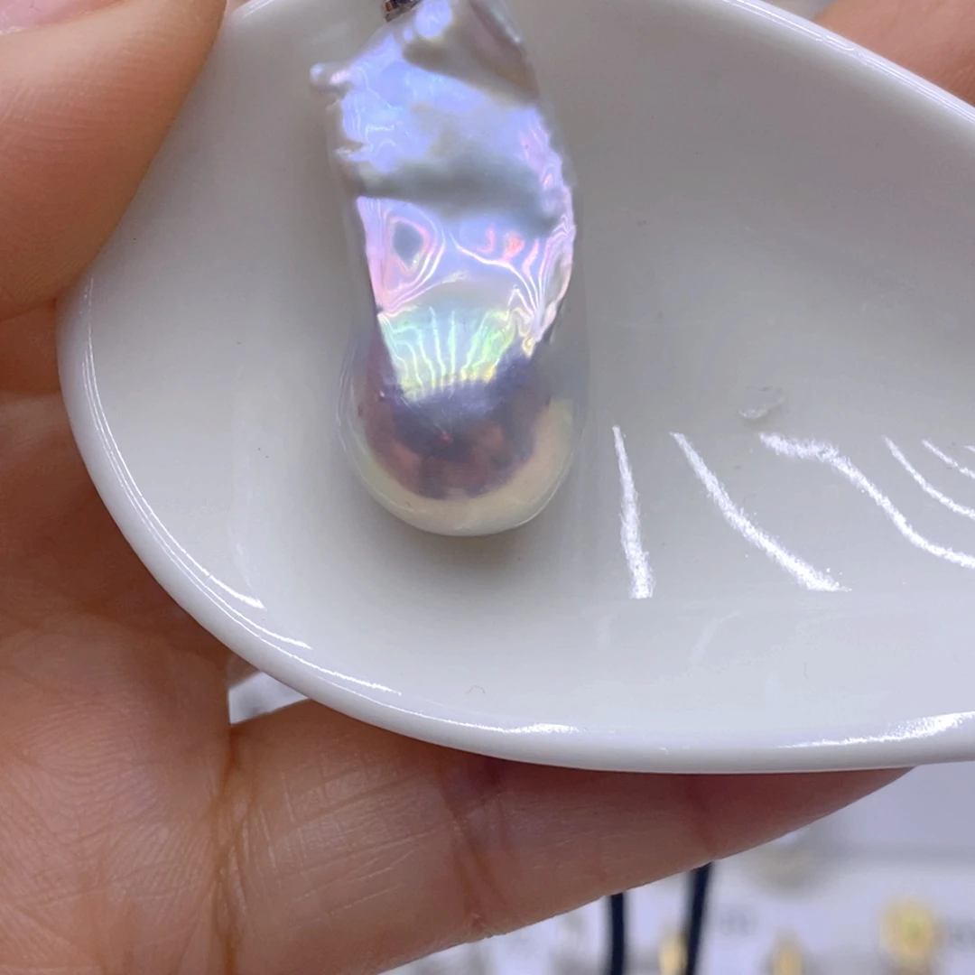 颈饰银S925镶嵌淡水珍珠