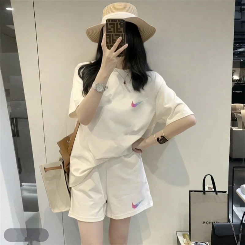 奥特莱斯官方正品夏季套装休闲运动短裤两件ins短袖t恤女