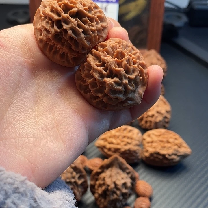 喂***叔手串/手链核桃秦岭