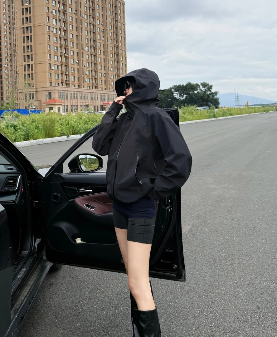 （专属链接）L连帽立体结构冲锋衣户外运动柔和机能情侣夹克外套Hy