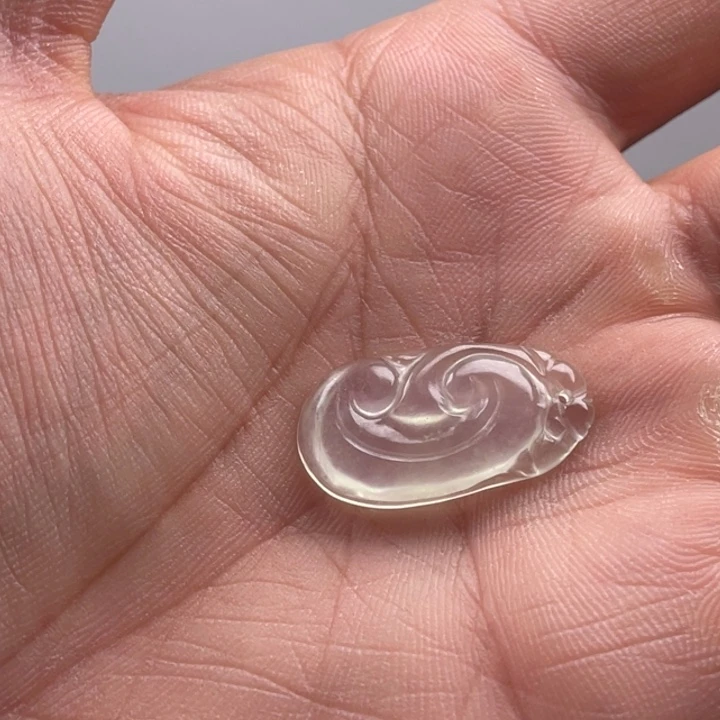 翡翠未镶嵌颈饰吊坠