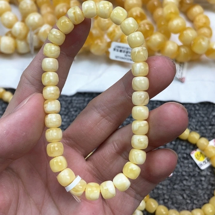 琥珀未镶嵌珠宝奇石11