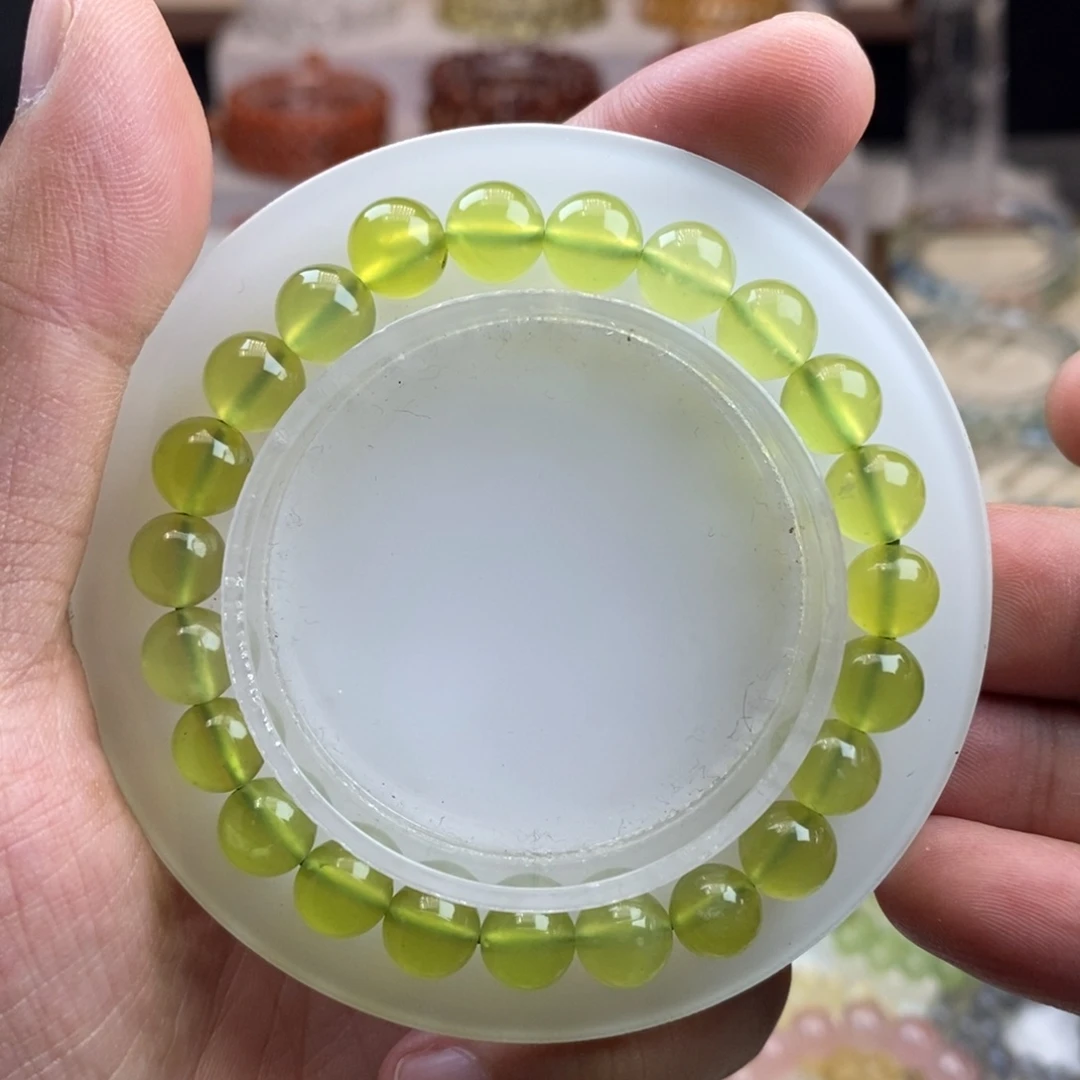 水晶手链未镶嵌岫玉8.3mm左右