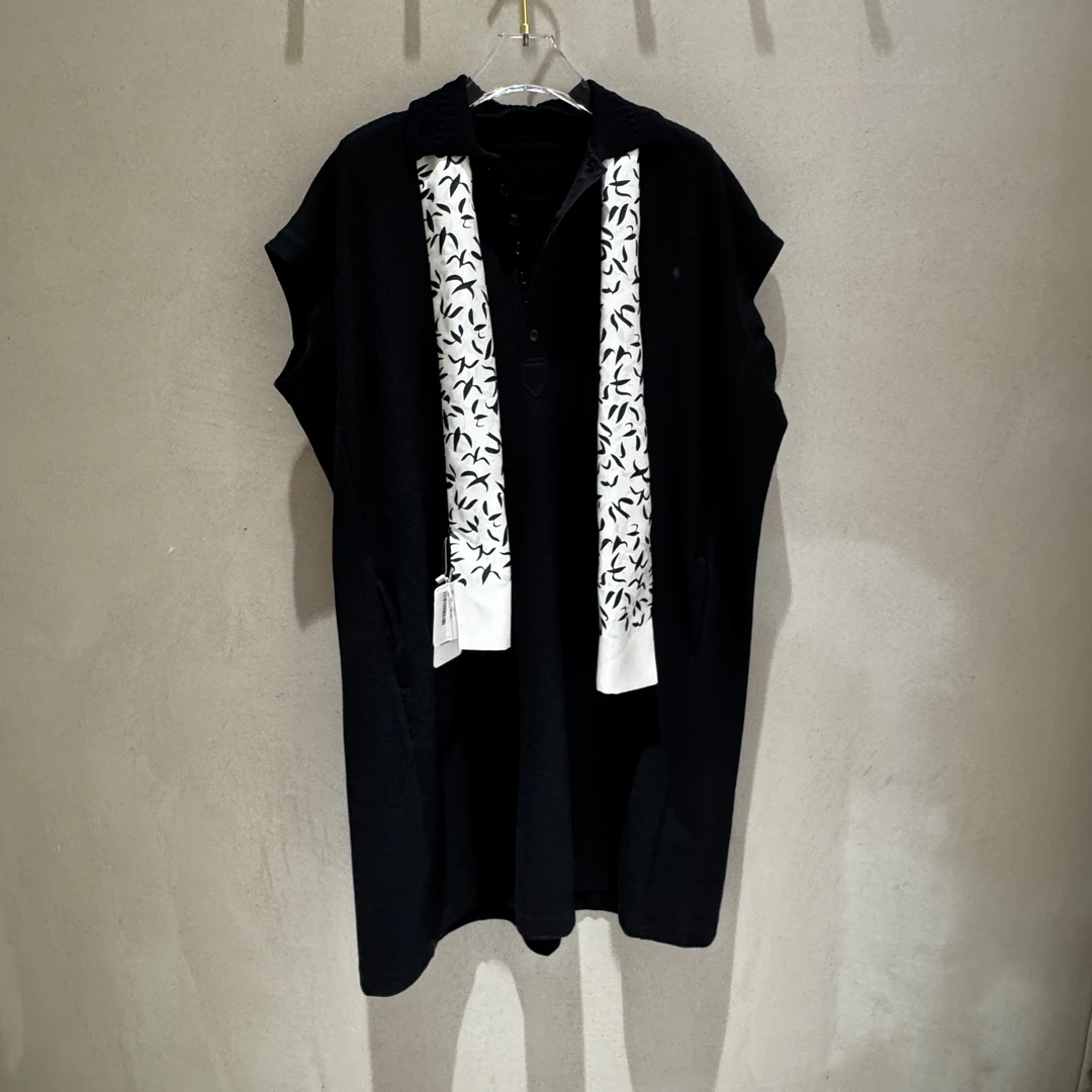 黑色休闲领连衣裙