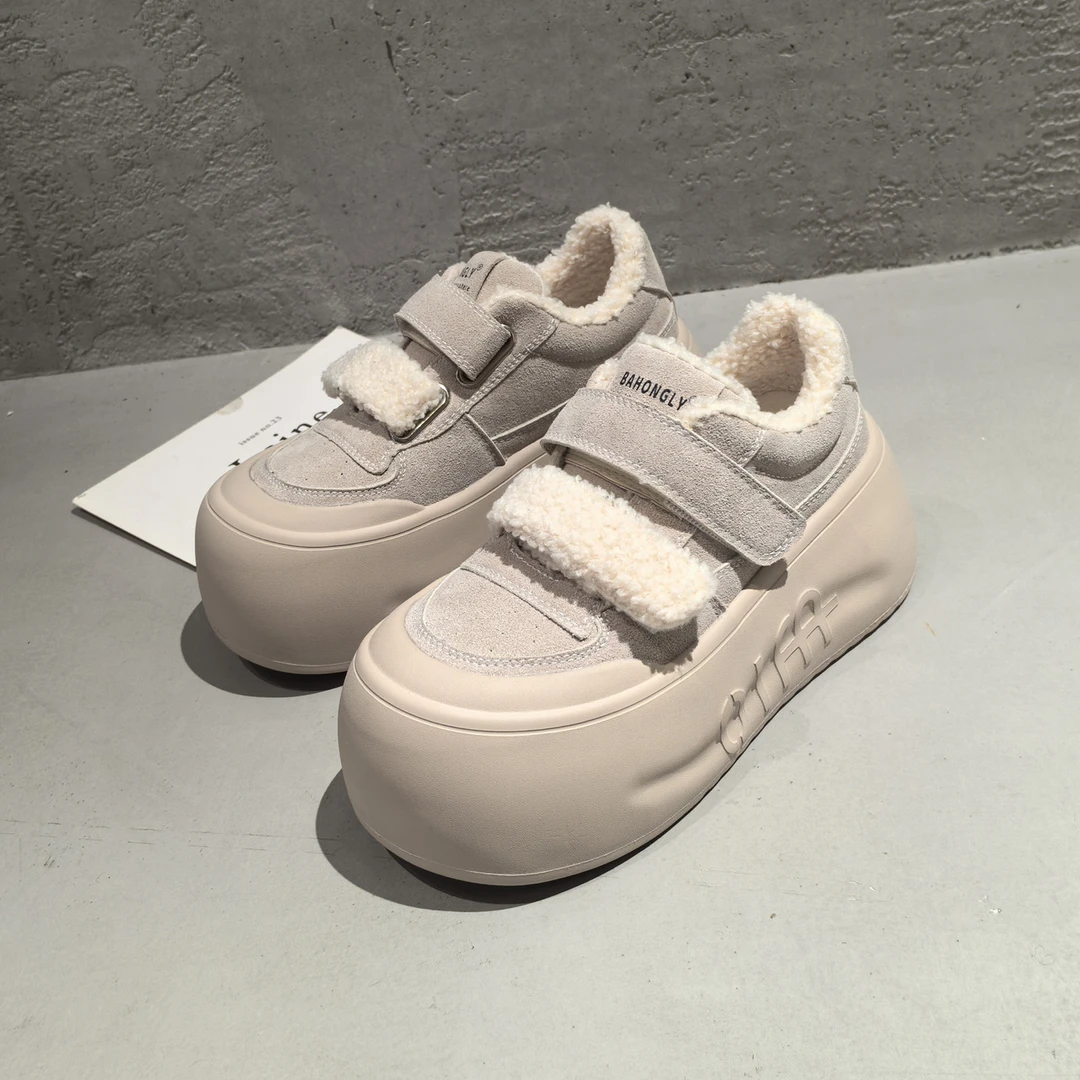 2025年秋冬新款真皮羊羔毛厚底魔术贴超轻加绒保暖松糕鞋面包鞋女