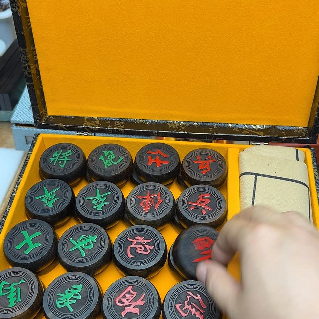 大叶紫檀（黑酸枝木类）