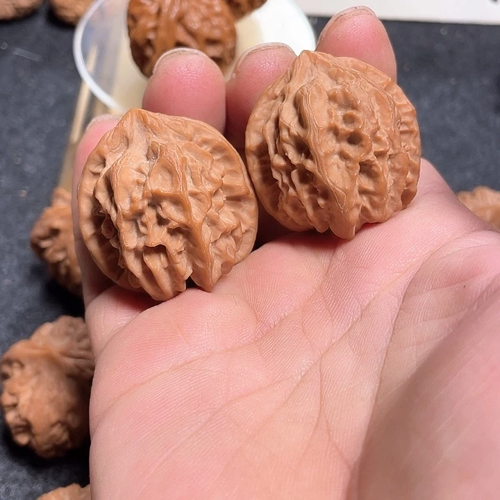 *****文玩核桃把件文玩核桃曹大龙