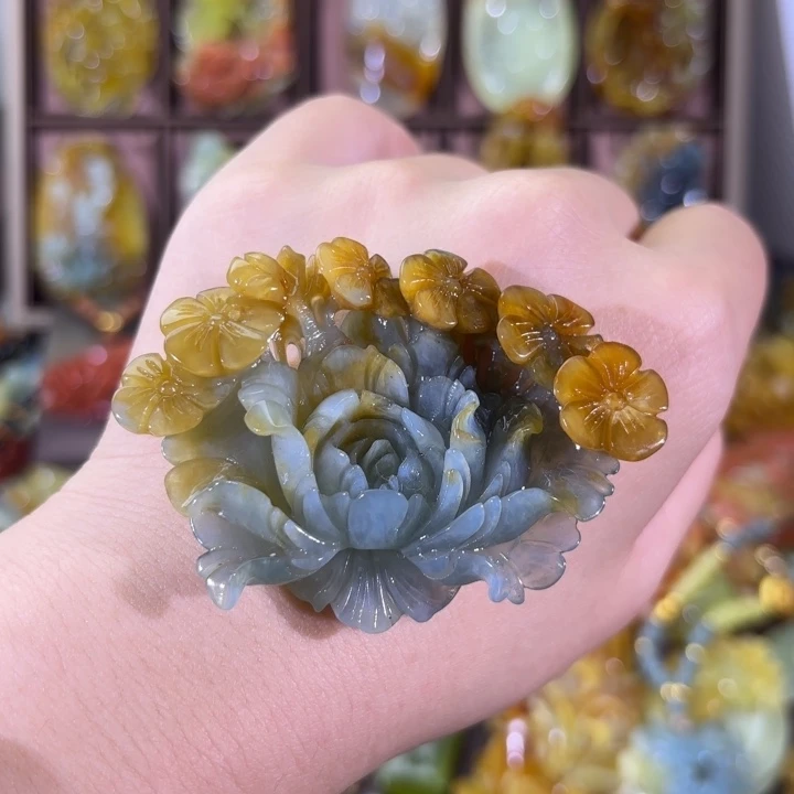 未镶嵌蛇纹石玉颈饰