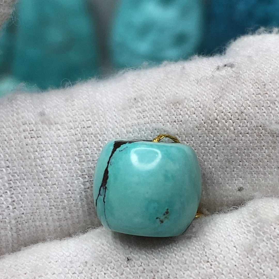 绿松石未镶嵌原矿绿松石地大质检