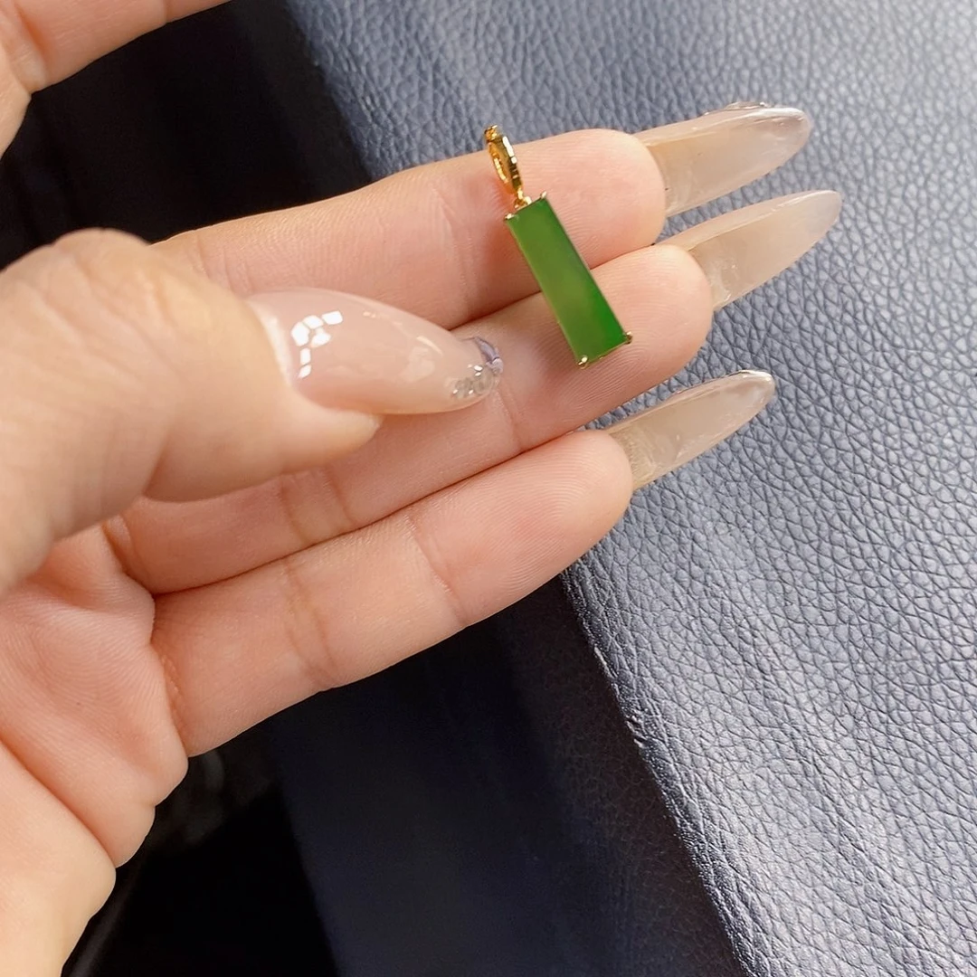 项链18K金镶嵌翡翠翡翠