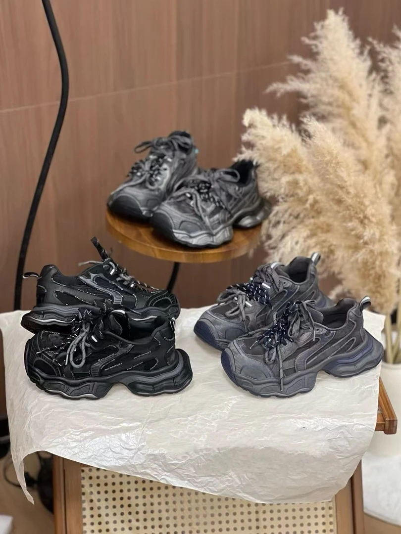 SUSU【小方头】秋冬氛围感新款//定制轻奢小众复古老爹鞋女/跟高4