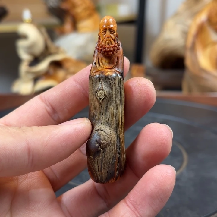 德***斯柏木（崖柏）fhhhhhhhhj