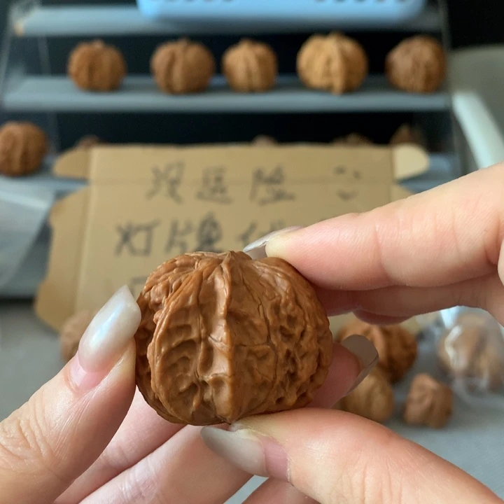****赖吊坠文玩核桃异形单只