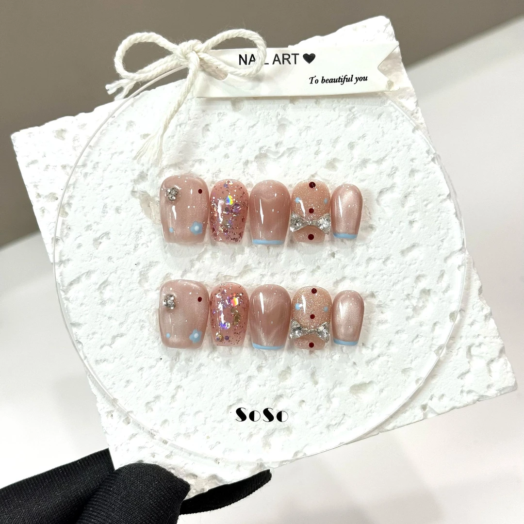 Nice SoSo【蓝色心动】纯手工穿戴甲可爱手绘猫眼碎钻清新蝴蝶结ins