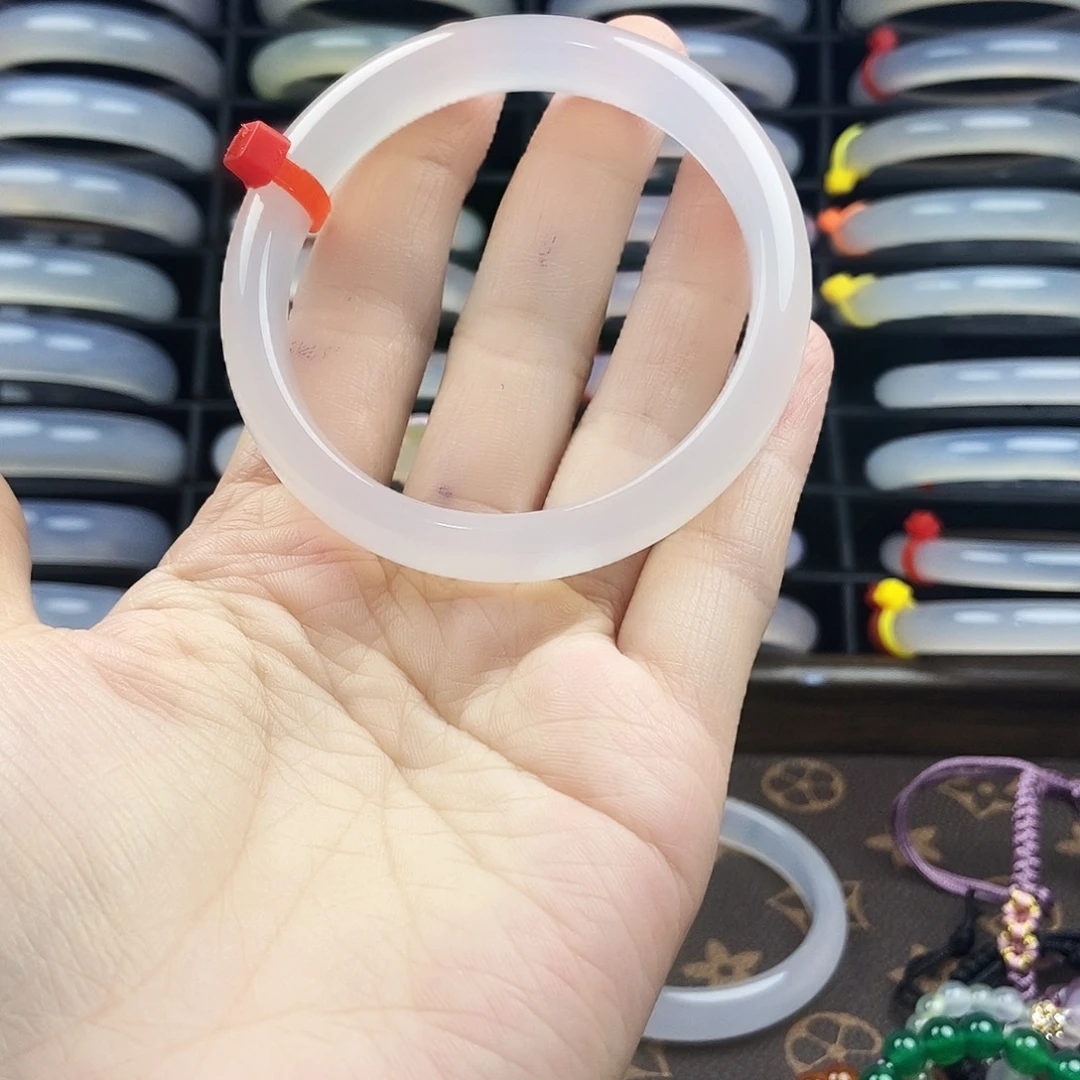 玛瑙/玉髓颈饰合金6