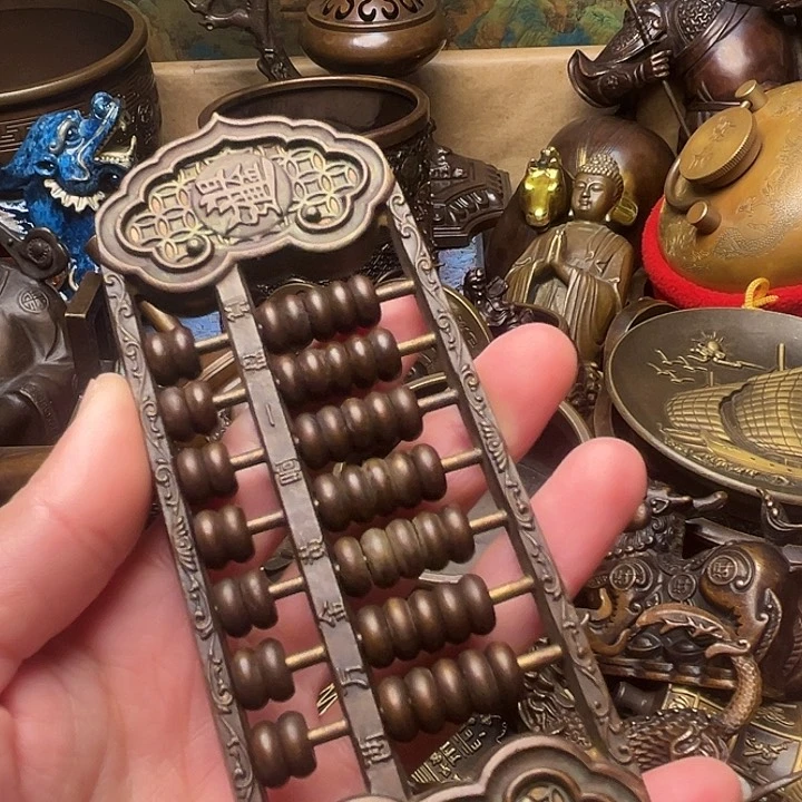 精美铜器批发档口