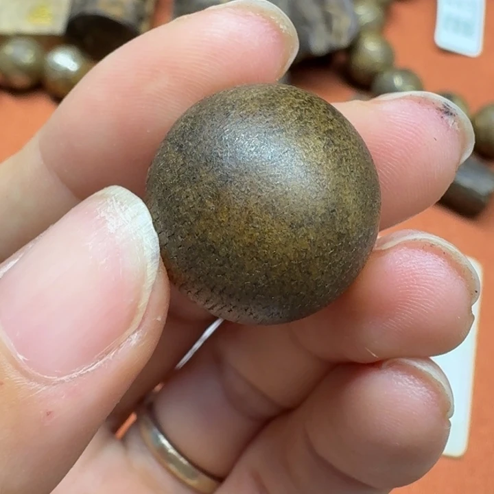 大叶紫檀（黑酸枝木类）