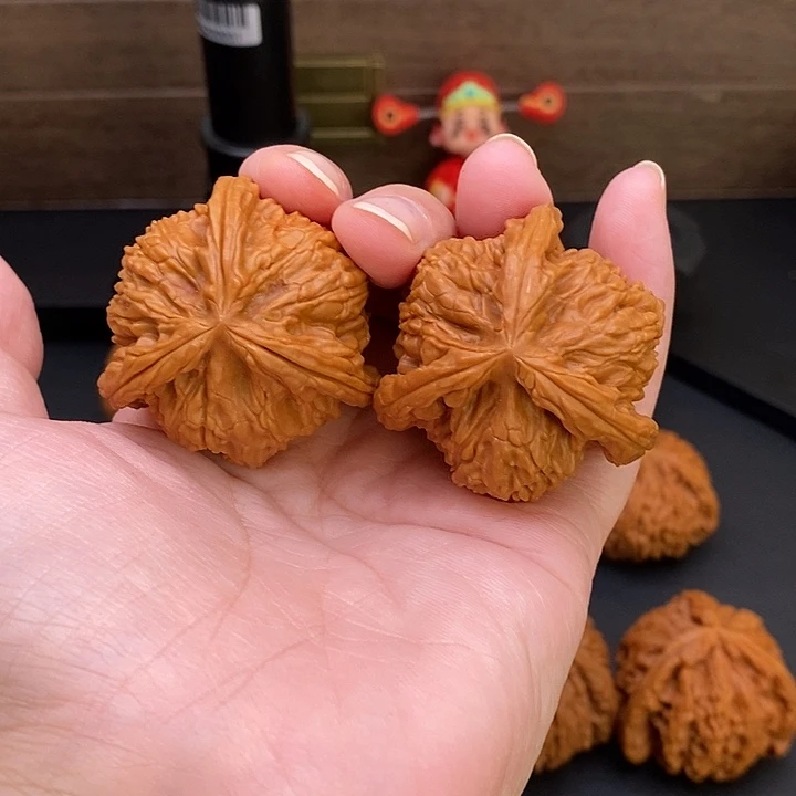 十***度把件文玩核桃白奔
