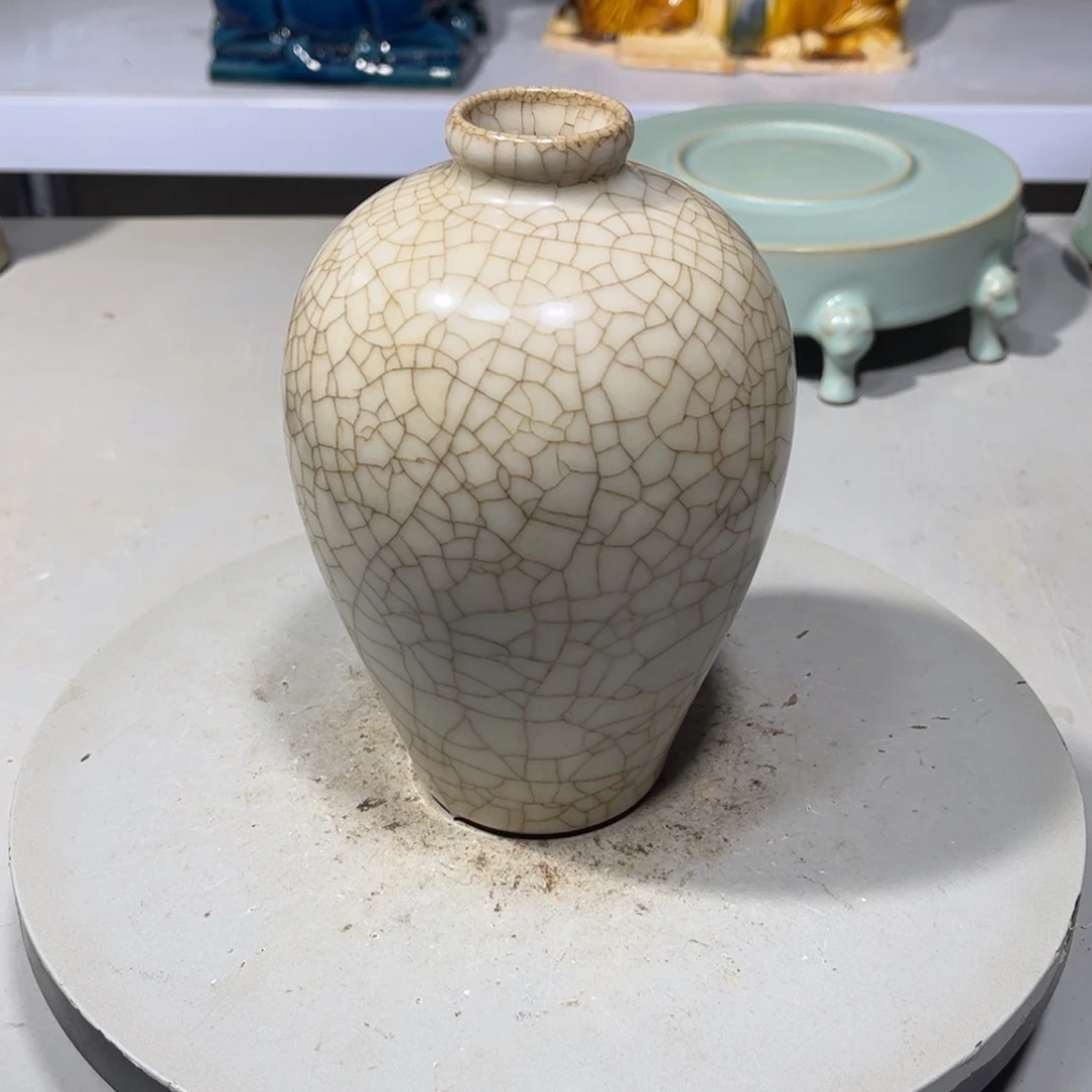 瓶哥窑瓷器品相完美