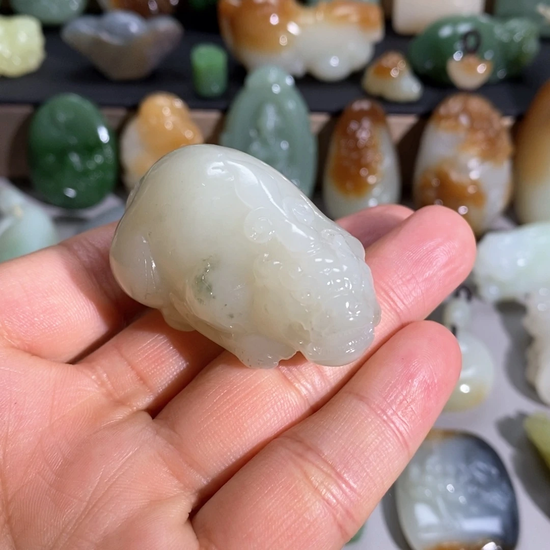 和田玉未镶嵌挂件