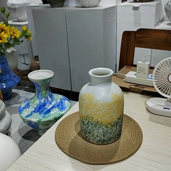 景德镇陶瓷手工花器