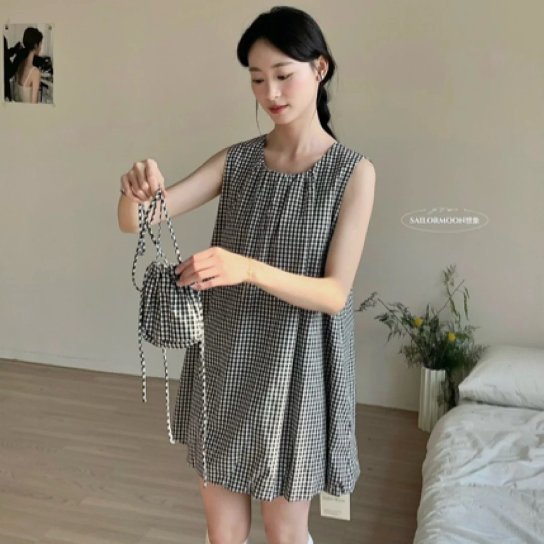 MILLAIDI格纹圆领花苞裙女2025夏季新款宽松减龄背心连衣裙送包包