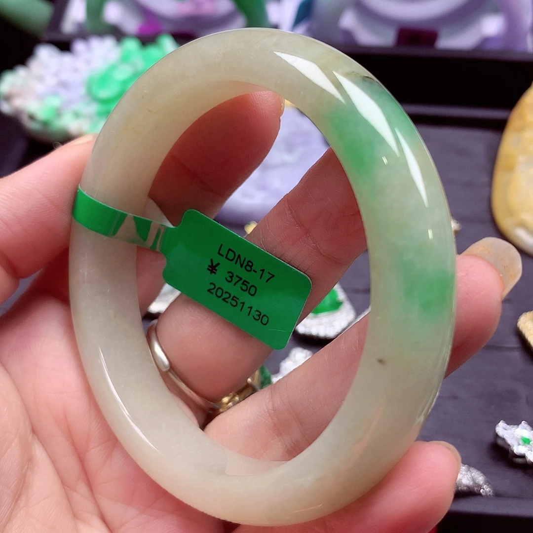 翡翠未镶嵌手镯翡翠