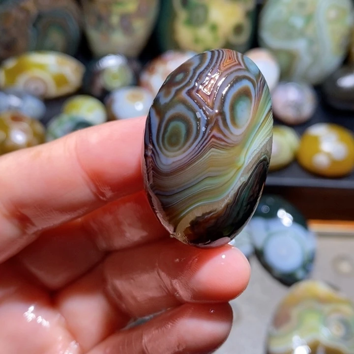 未镶嵌玛瑙/玉髓珠宝半成品98
