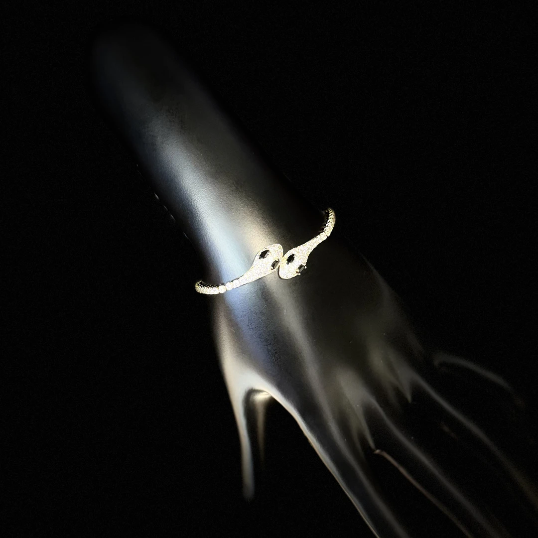 铜合金合成锆石手链 蛇头重工千金风新年款手链【8607】气质百搭