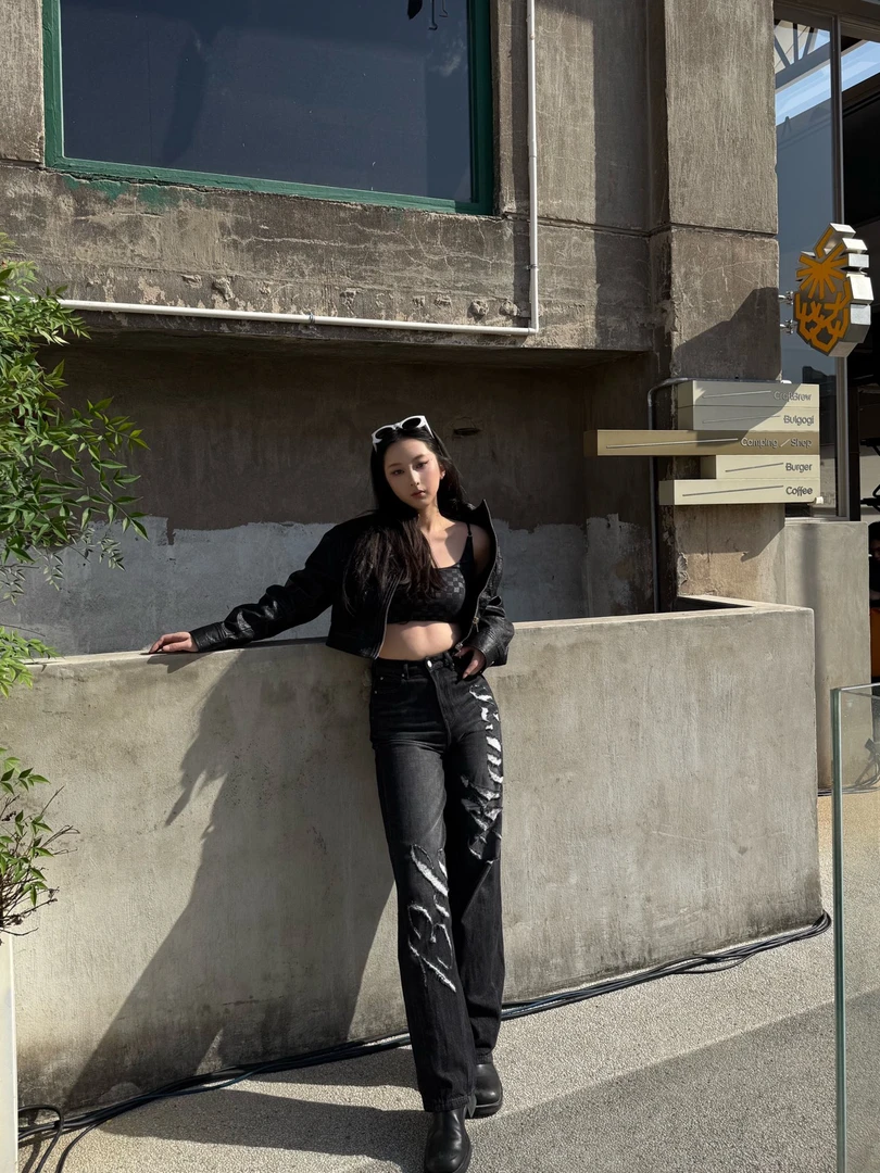 13DE MARZO 25SS 春夏 新款 Doozoo系列 做旧Logo装饰牛仔裤-1980