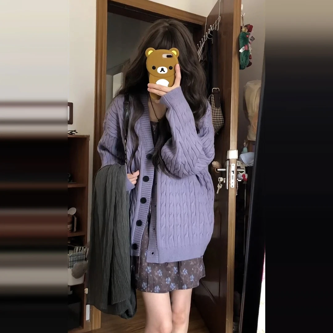 秋冬装2025紫色麻花毛衣开衫外套女高级感碎花连衣裙子一整套短裙