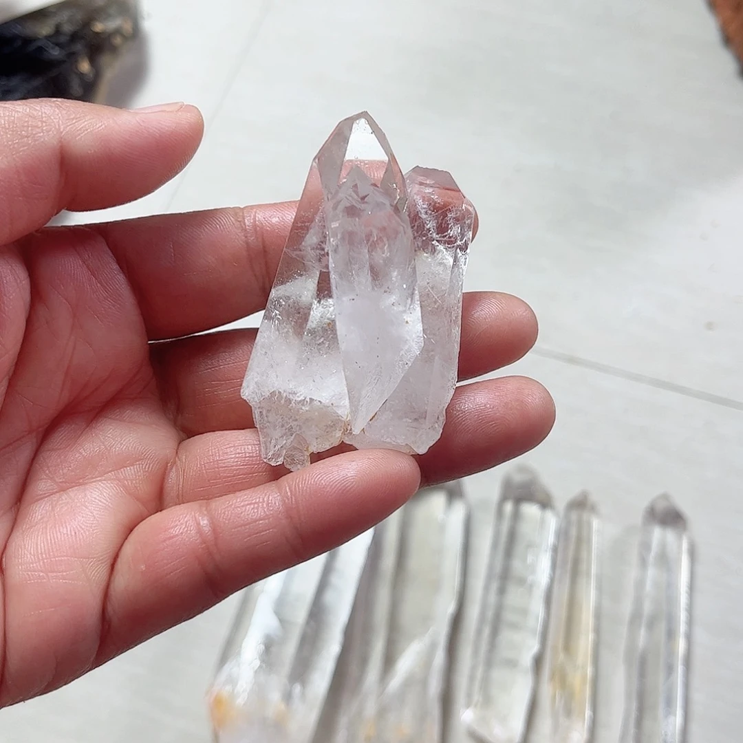 水晶天然水晶原石摆件未镶嵌碧*果