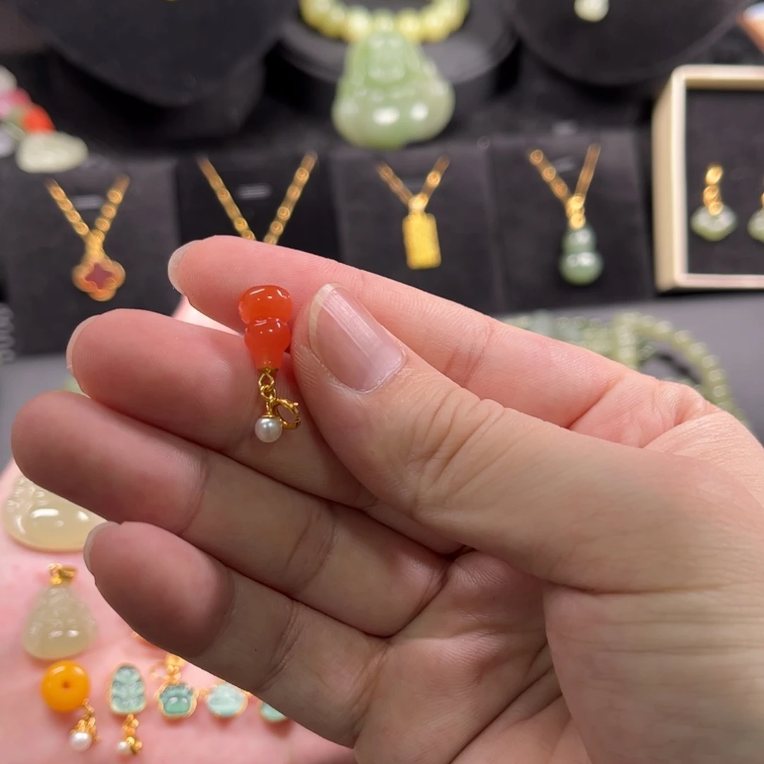 南红玛瑙银S925镶嵌颈饰