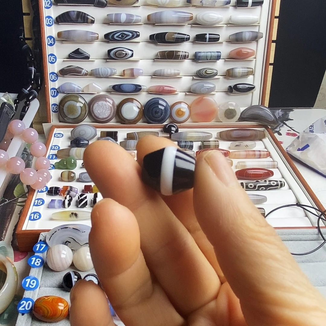 醉***翁玛瑙/玉髓未镶嵌颈饰