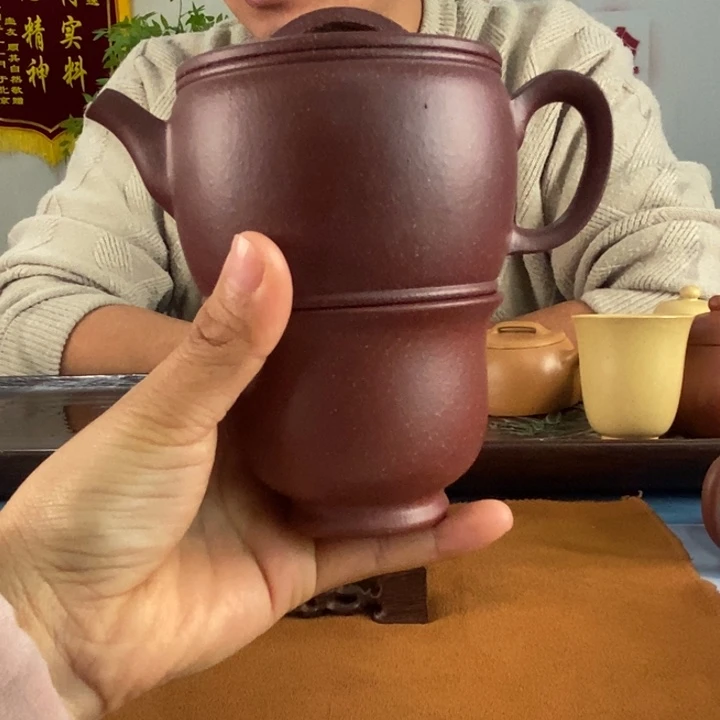 紫砂茶壶A****桃花泥汉瓦200左右的容量