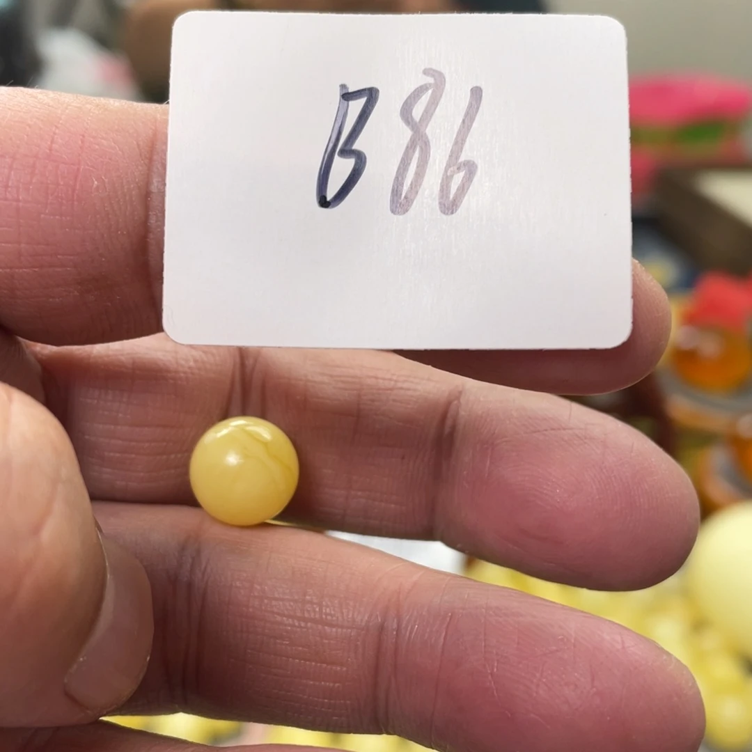手链琥珀未镶嵌多样性发,发其中一件