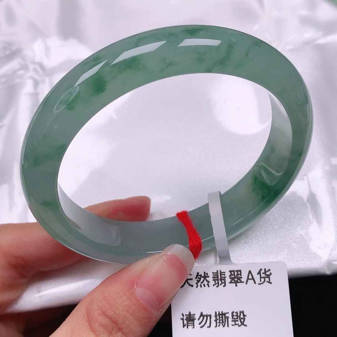 翡翠手镯（贵妃镯）未镶嵌天然翡翠54