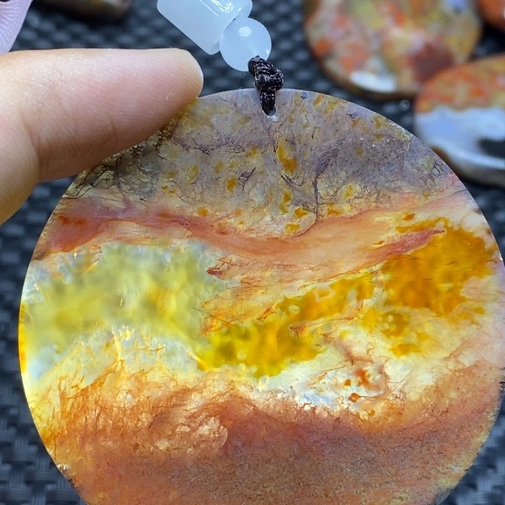 玛瑙/玉髓颈饰未镶嵌高*欽