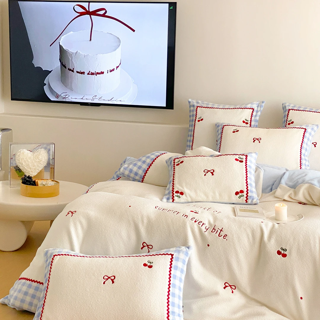 冬季少女心牛奶绒四件套2025新款珊瑚绒保暖双面绒公主风被套床单