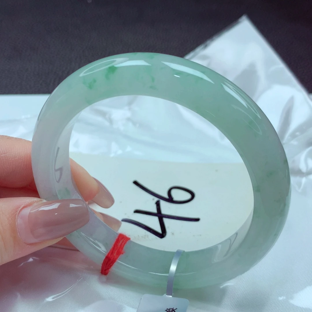 翡翠手镯未镶嵌手镯59