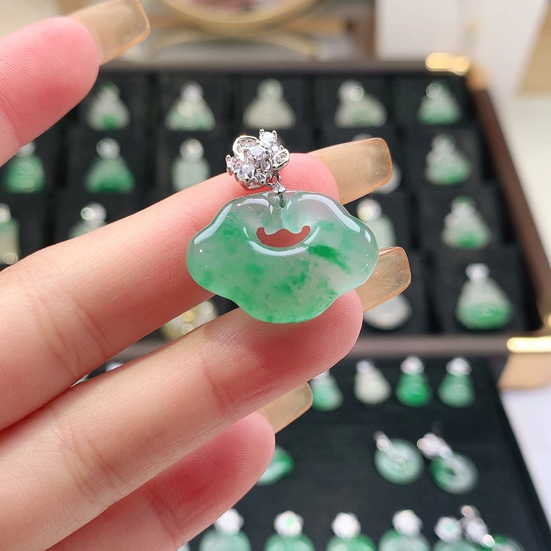 石英质玉银S925镶嵌颈饰