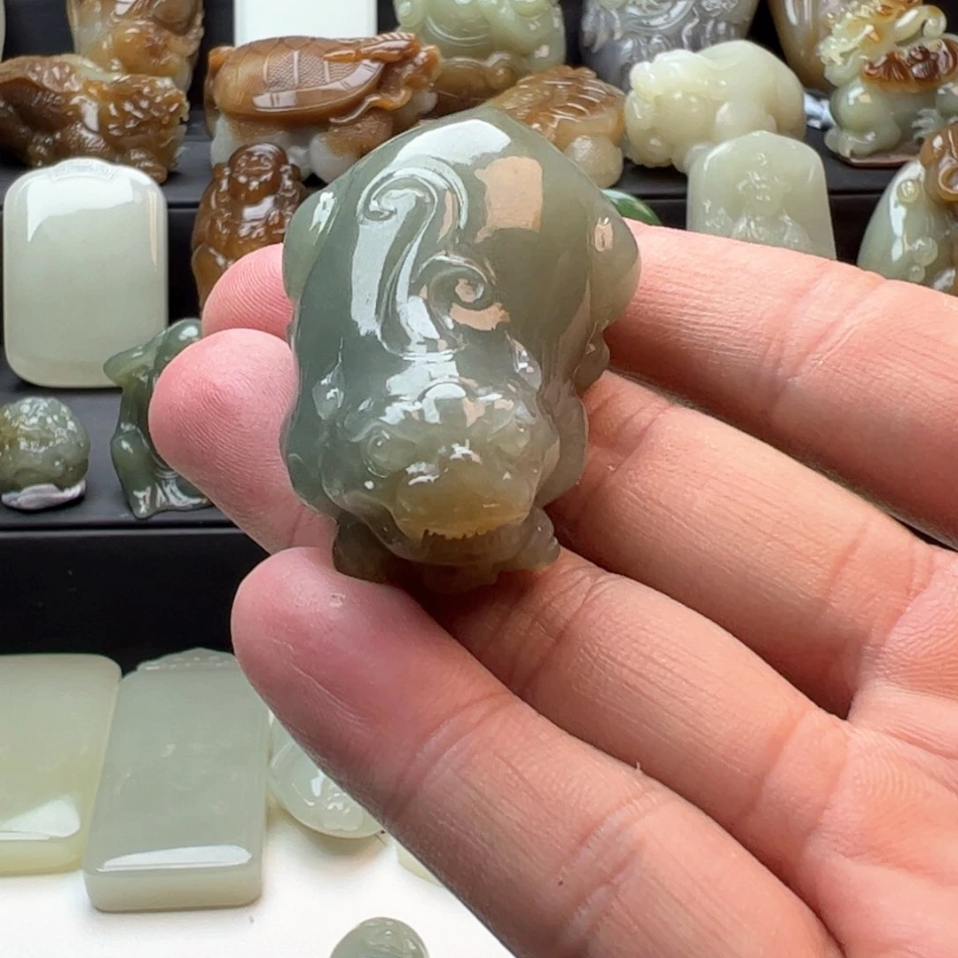 和田玉挂件未镶嵌