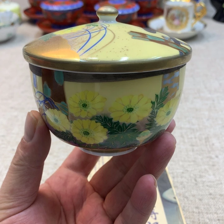 金瓷阁家的美丽瓷器