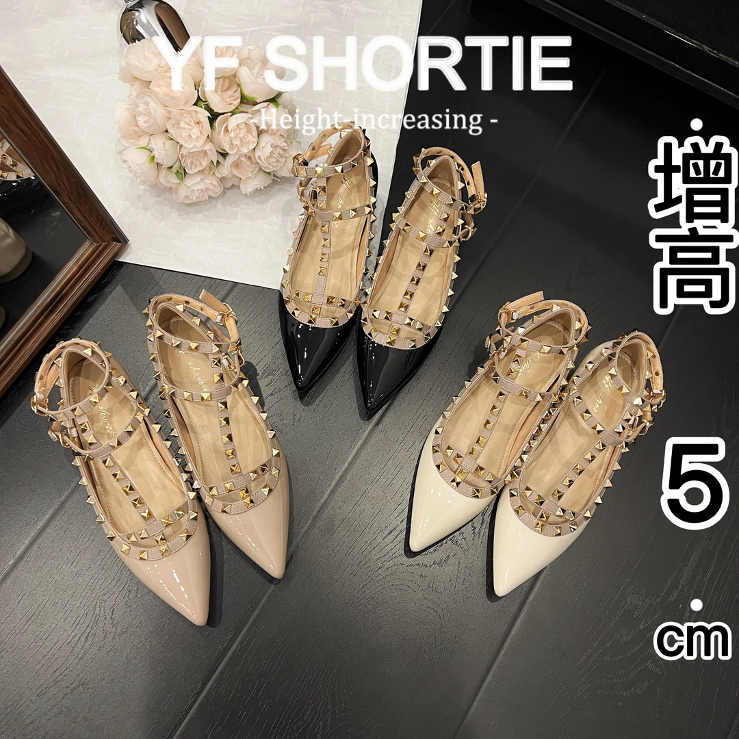 增高5公分V家铆钉尖头平底鞋女2025开春新款法式T型扣带漆皮单鞋